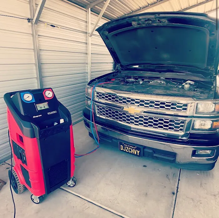 Tom's Automotive 2