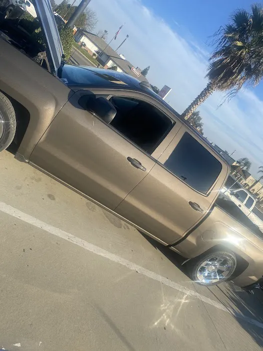 Country Club Auto Body 2