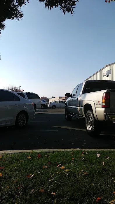 GT Auto Center 3