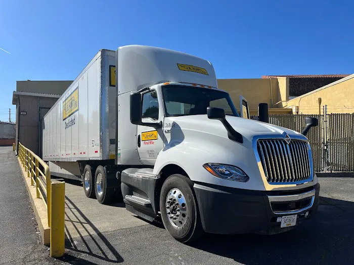 Top Source Truck and Trailer Repair 2