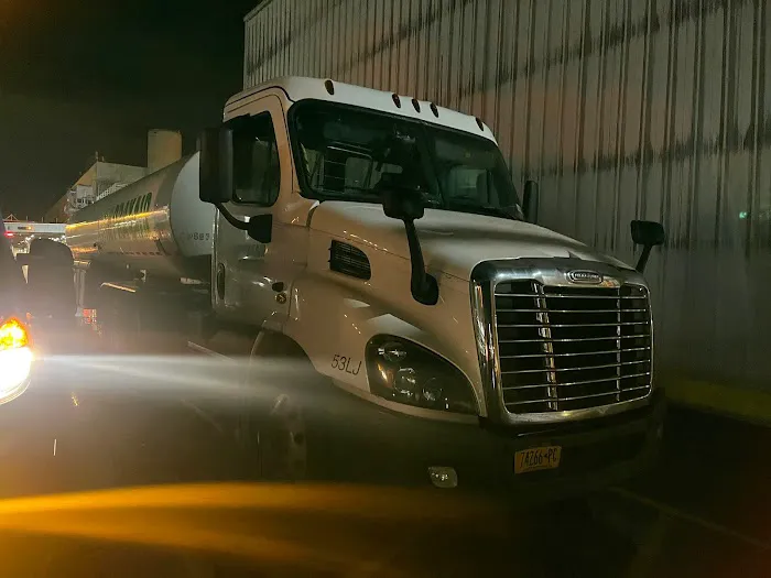 Top Source Truck and Trailer Repair 3