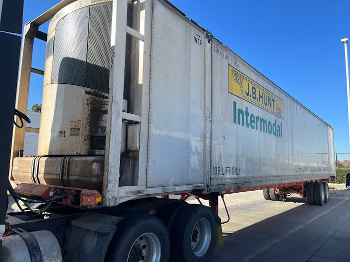 Top Source Truck and Trailer Repair 6