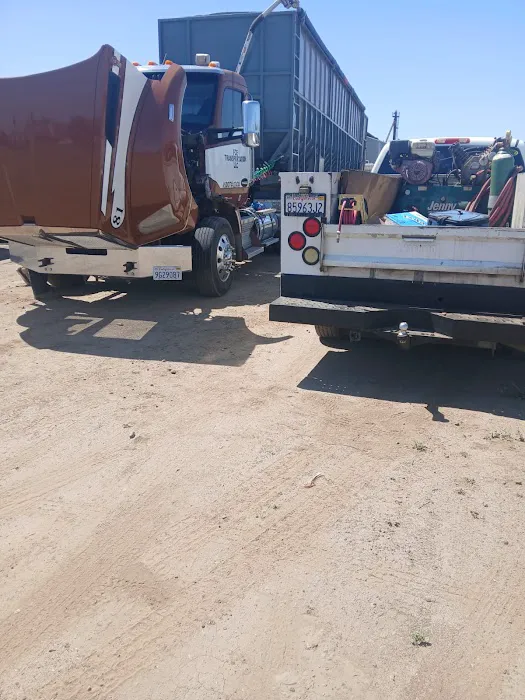 Castro's Truck & Tire Service 1