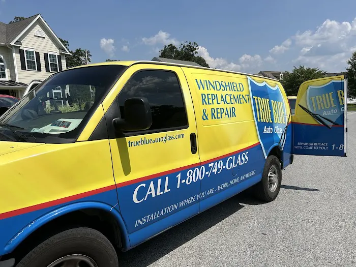 True Blue Auto Glass 1