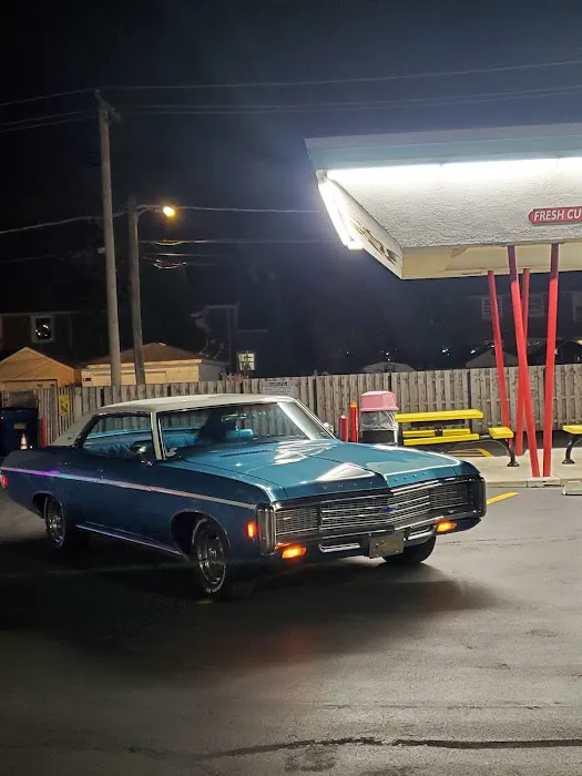 Mel's Car Care Center 4