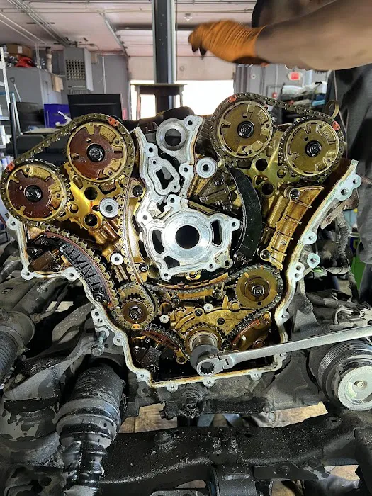 DIAZ AUTO SERVICE & MUFFLERS 6