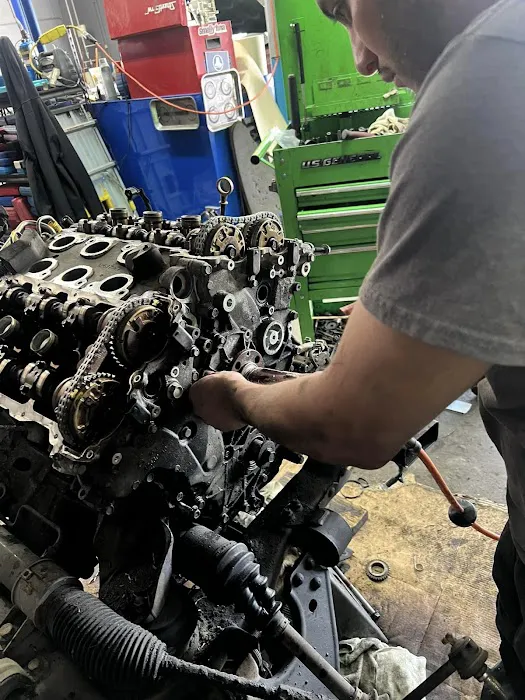 DIAZ AUTO SERVICE & MUFFLERS 8