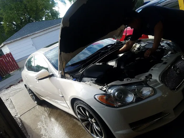 Pedroza's Mechanic Service 0