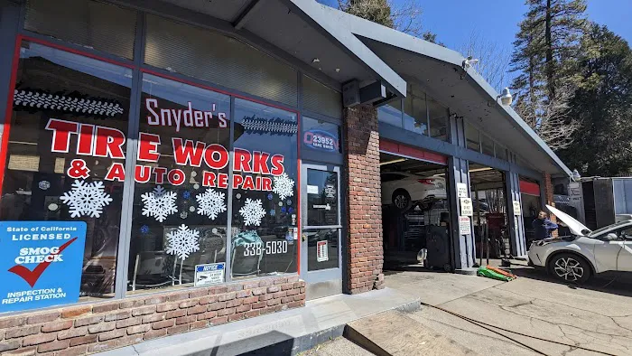 Snyder's Tire Works 3