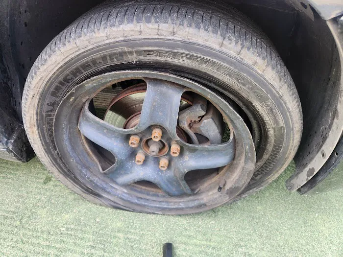 Sammy's Tires 9