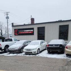Crash Champions Collision Repair Rocky River ico