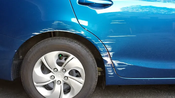Ben's Auto Body Shop Specialists 3