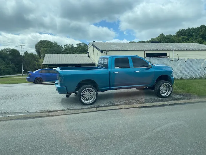 4 Wheel Kustoms 0