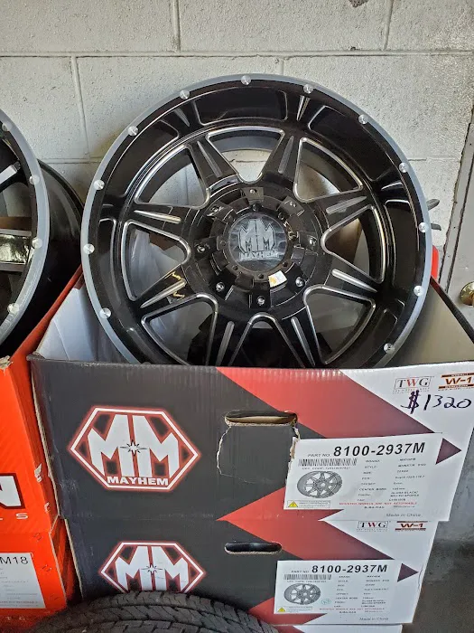 Redd's Tires & Brakes 5