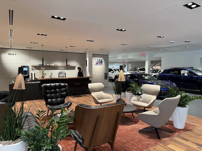 Porsche Beachwood Service and Parts 8