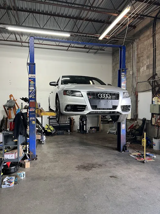 Howdy Automotive 1