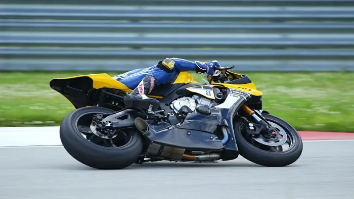 MPH-Maximum Performance & Handling 4