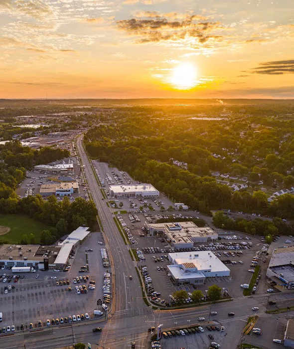 Motorcars Volvo Parts Center 6