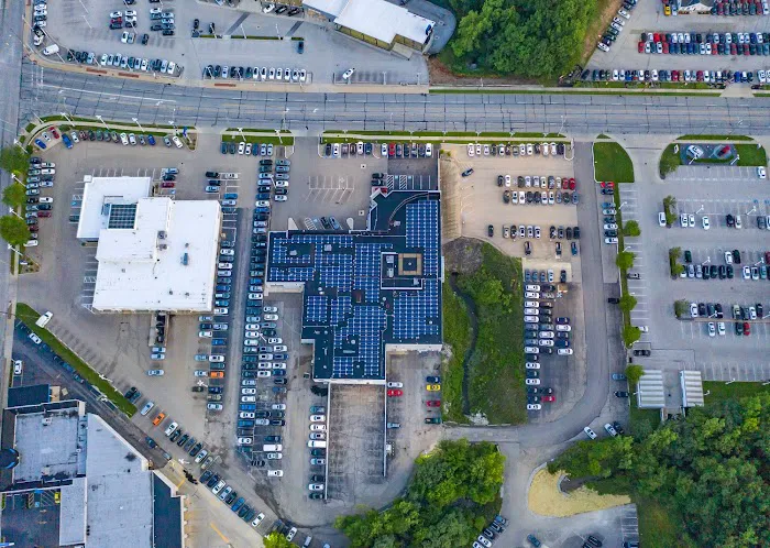 Motorcars Volvo Service Center 5