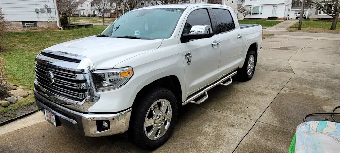 Toyota of Bedford Service and Parts 9