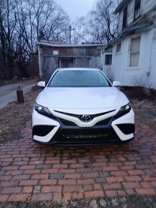 Toyota of Bedford Service and Parts 7