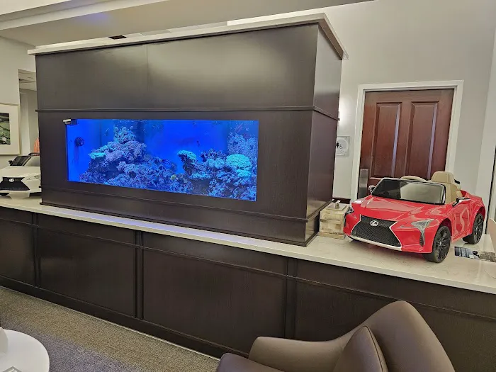 Metro Lexus Service Center 7