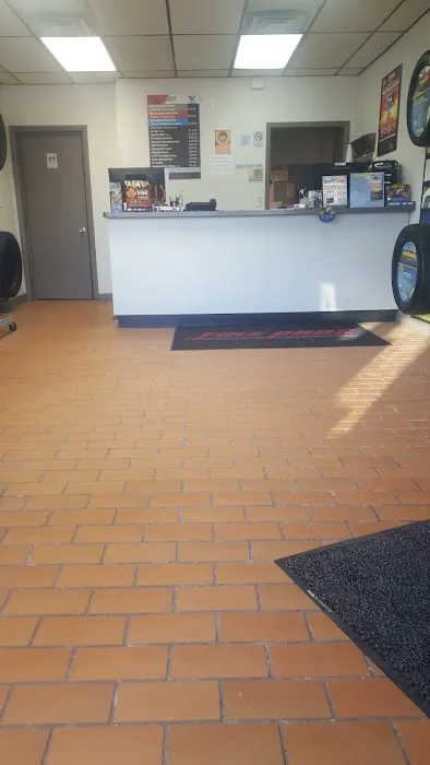 Van's Auto Service & Tire Pros N. Ridgeville 3