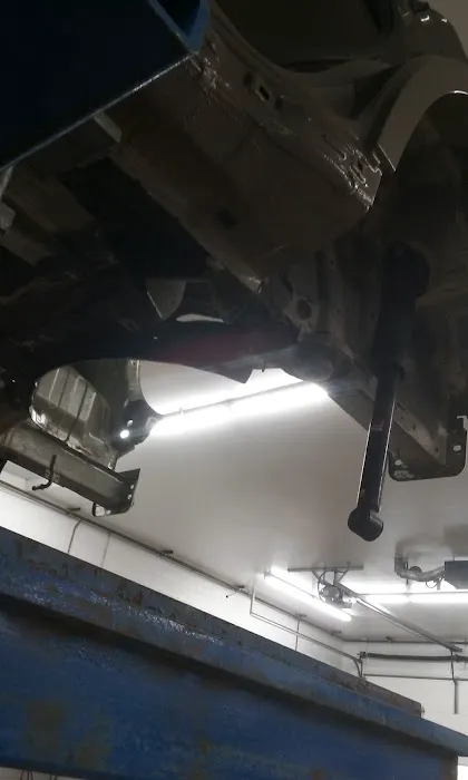North Olmsted Collision Center 4
