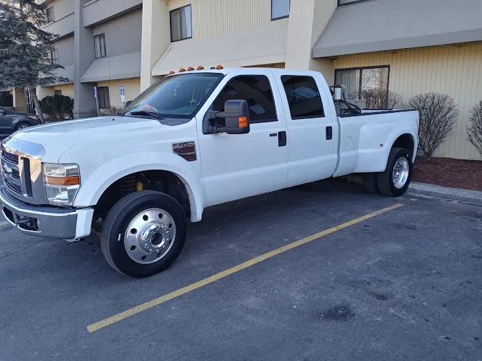 Earl Scheib Paint & Body 7