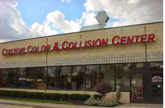 Custom Color & Collision Center 8