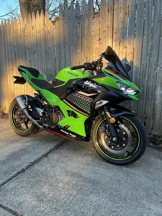 Grom Dudes Garage 2