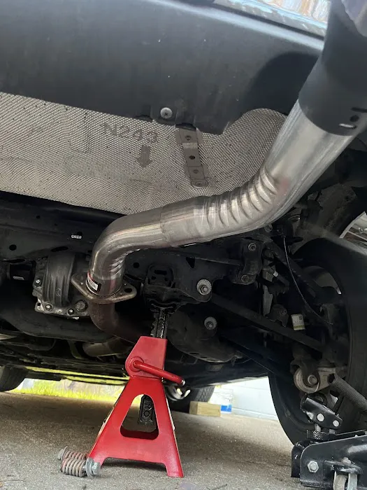 Grom Dudes Garage 4