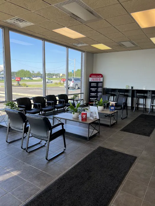 Van's Auto Service & Tire Pros Parma 4