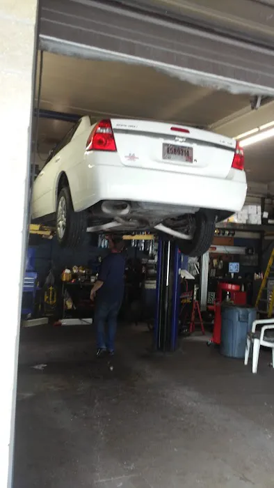 Superlube Complete Car Care Center 7