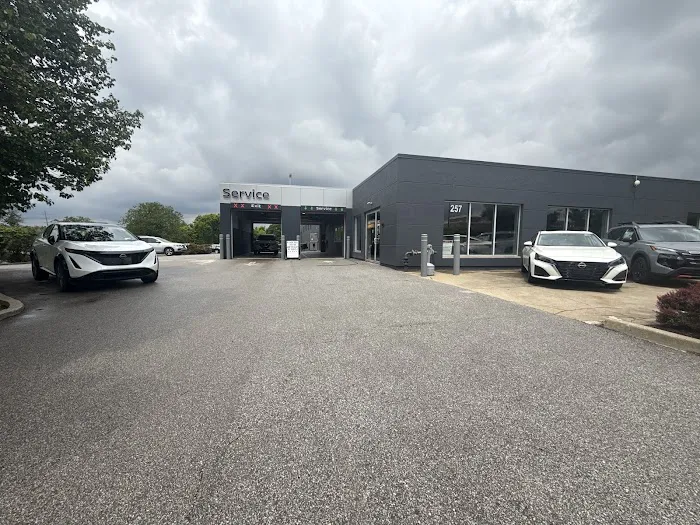 Ron Marhofer Nissan: Service 0