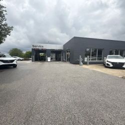 Ron Marhofer Nissan: Service ico