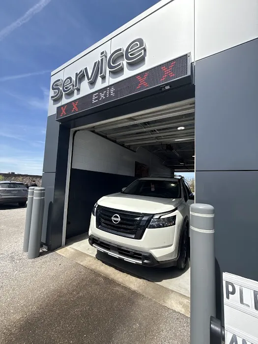 Ron Marhofer Nissan: Service 1