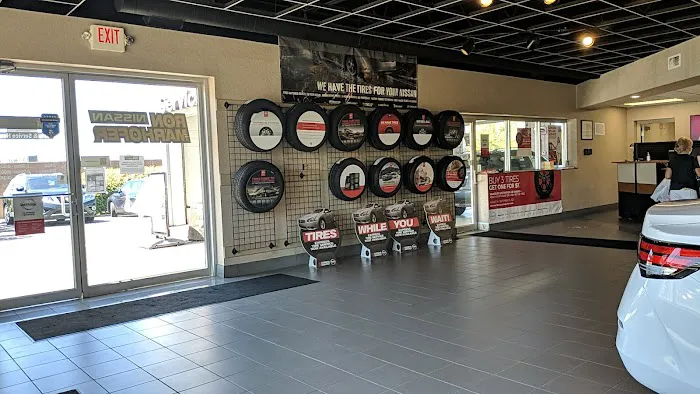 Ron Marhofer Nissan: Service 9