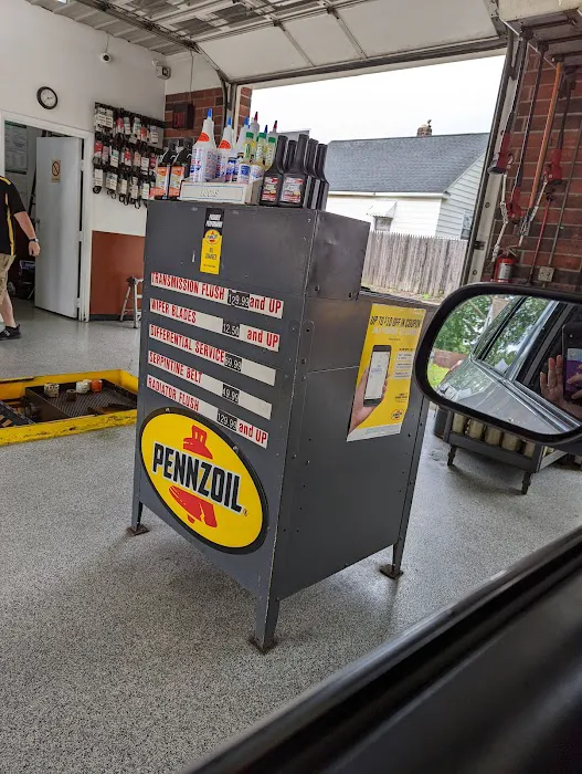 PittStop 10 Minute Oil Change Akron 3