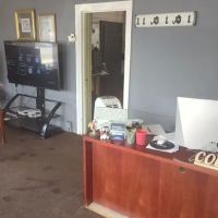 Decent Treads LLC