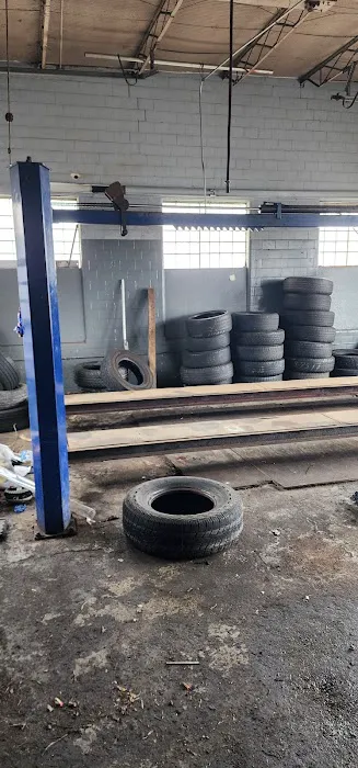 Decent Treads LLC 3