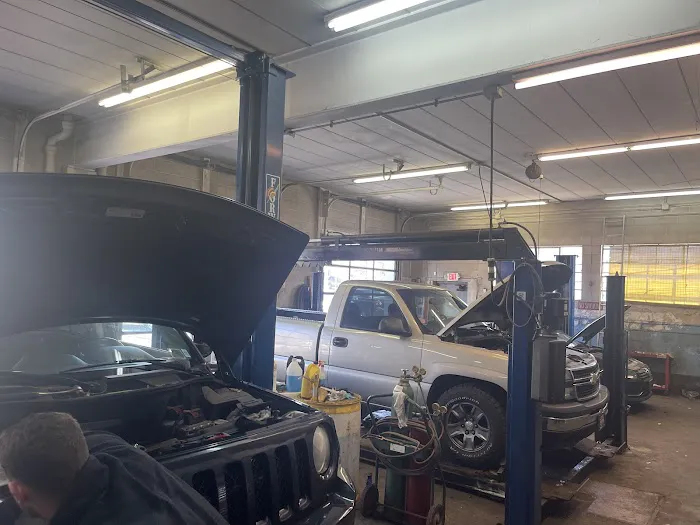 Royal Repairs (Used Tire shop & Mechanic & Oil Change) 8