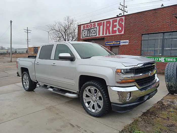 Bro's Tires 7