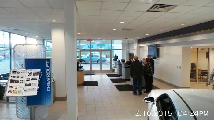 Service Center - Community Chevrolet 4