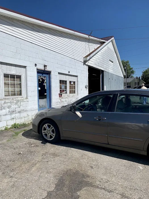 Hartstown Garage & Auto Sales 0
