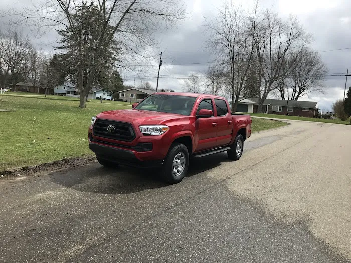 Toyota of North Canton Service Center 5