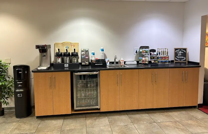 Toyota of North Canton Service Center 3