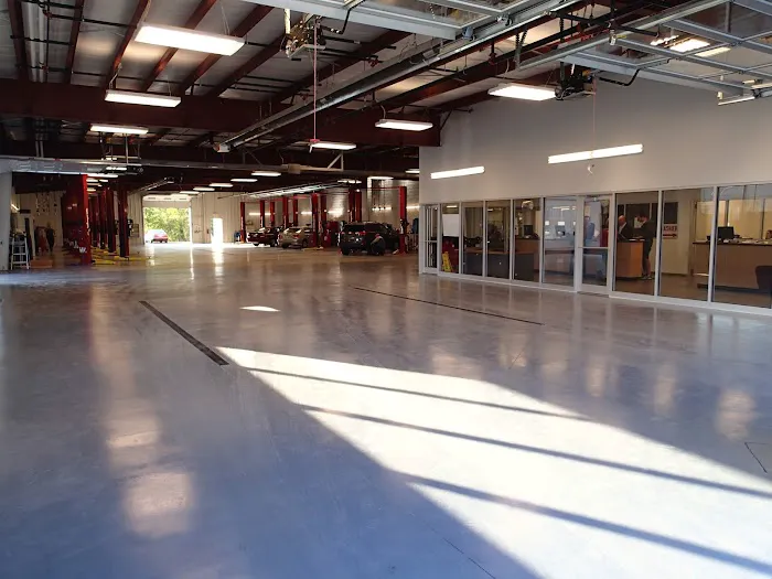 Toyota of North Canton Service Center 6