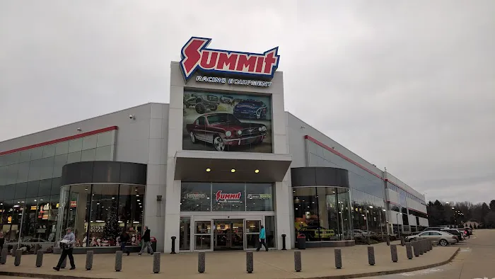 Summit Racing Equipment - Tallmadge, OH 0