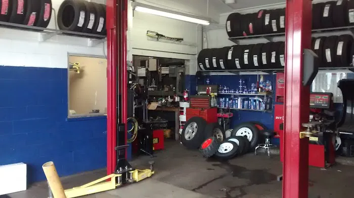 Brimfield Tire & Auto Repair (Kent) 2